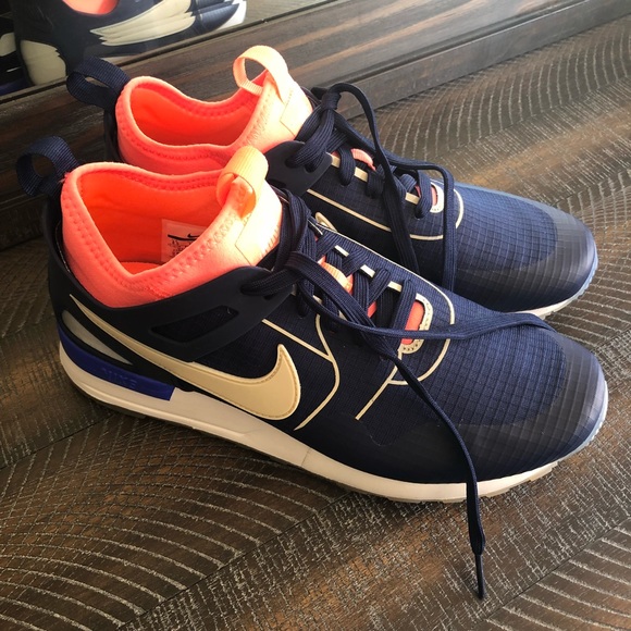 Nike Shoes - Nike Navy Coral Shoes Size 8.5